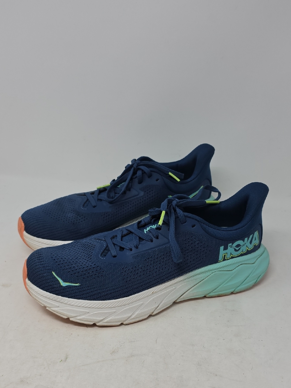 Hoka Arahi 7 Navy Athletic Sneakers with Mint and Coral Accents Women's  Size 11